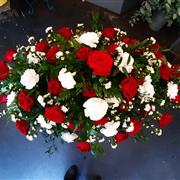 3ft Red Rose &amp; Carnation Spray