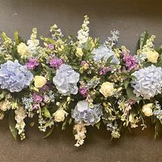 Casket arrangement in 3
